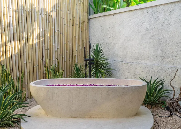 Villa Udara By Evdekimi - Pool Escape With Spacious Patio & Open-air Bath