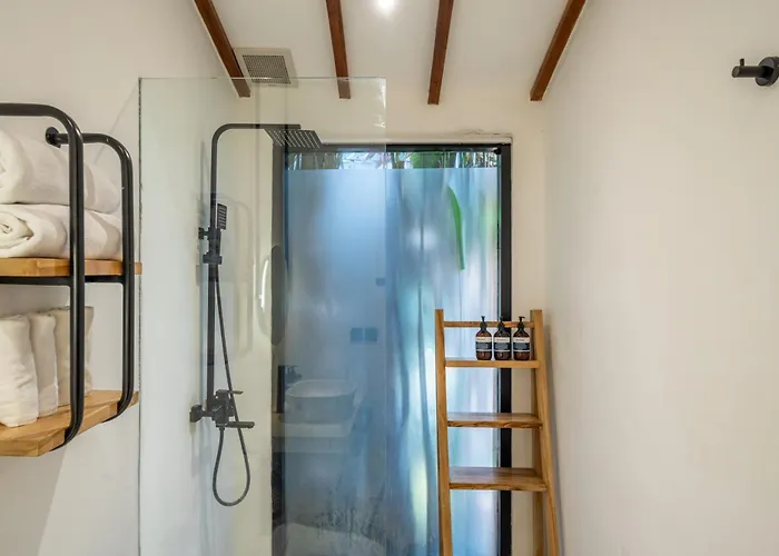 Udara By Evdekimi - Pool Escape With Spacious Patio & Open-air Bath *